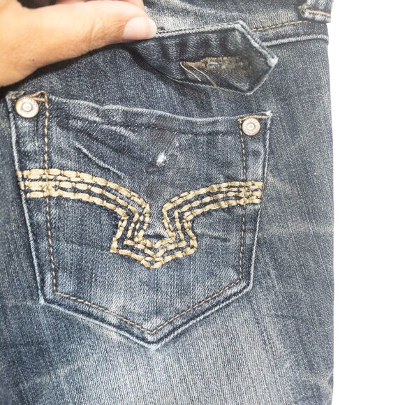 Almost Famous Y2K Low Rise Juniors Size 3 Faded Detail Pocket Dark Denim - Picture 11 of 14